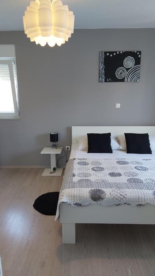 Guest House Dragic - Anex 자다르 외부 사진